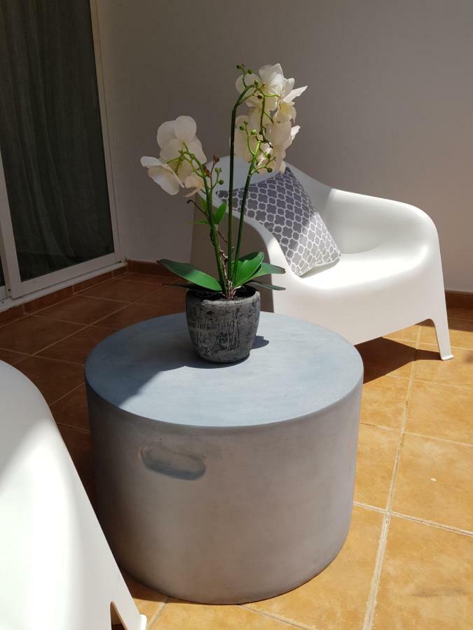 Lugar De La Luz Apartment Estepona Bagian luar foto